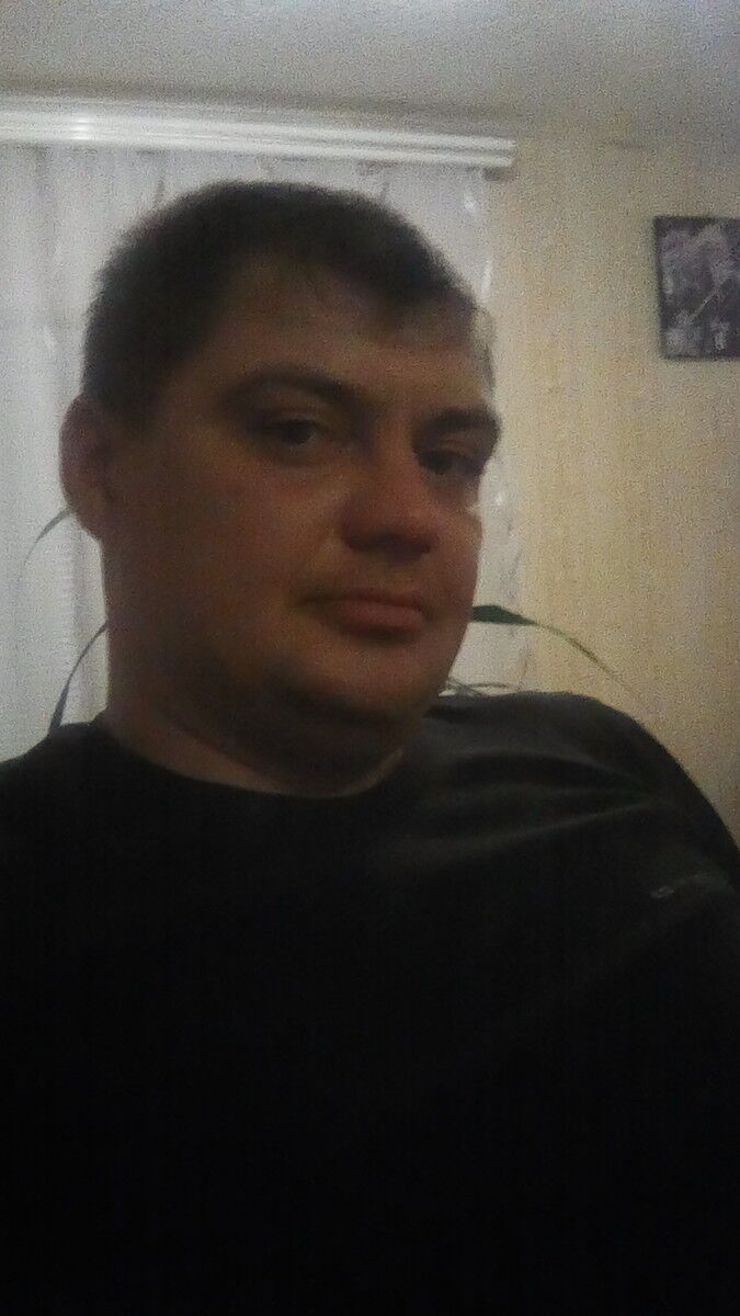  15162153  Wladimir, 40 ,    