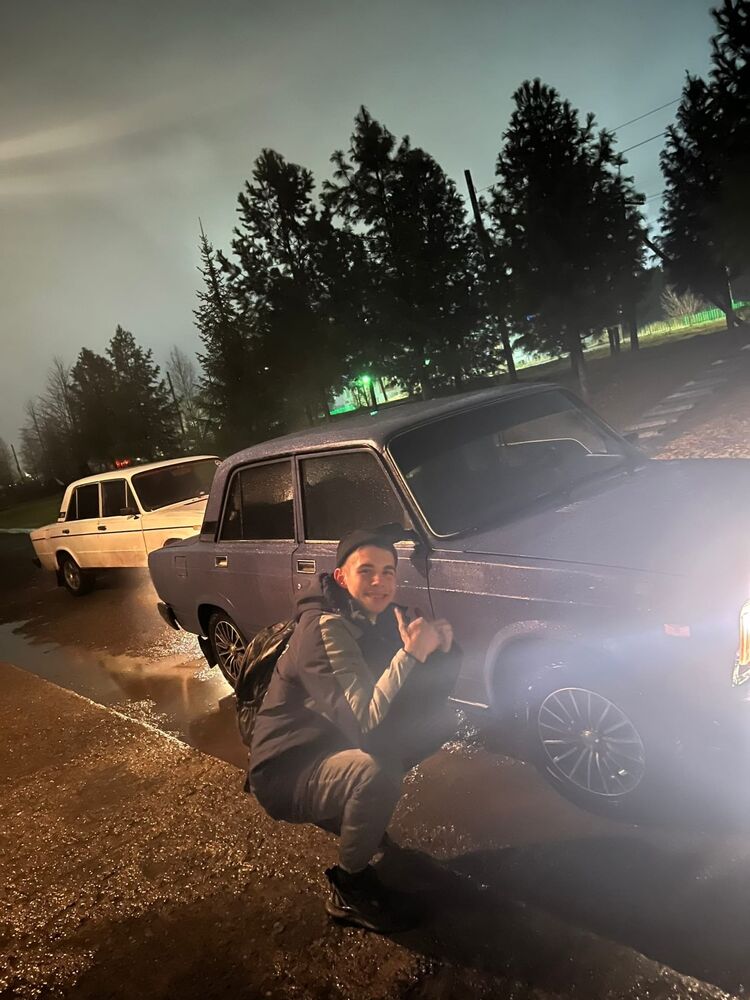  33778053  , 22 ,    