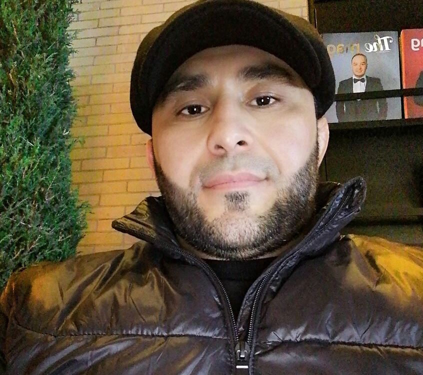  ,   Zaza, 43 ,   ,   , c 