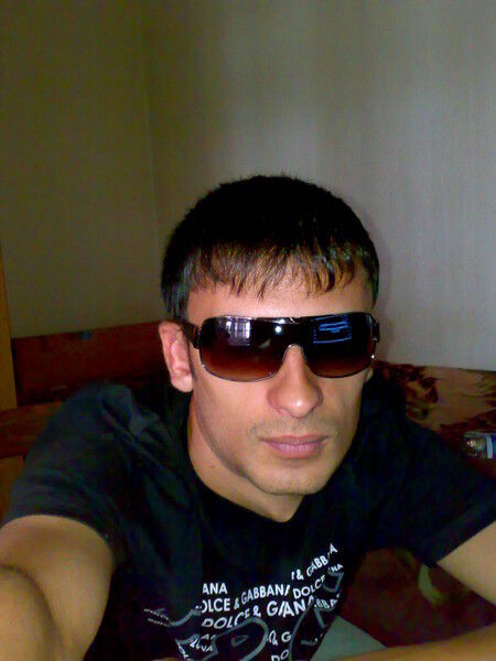  4899343  Iskan, 40 ,    