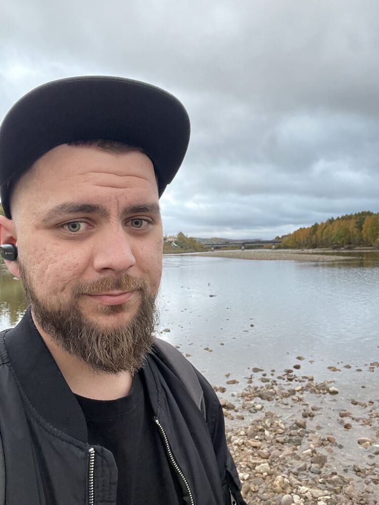  ,   Andrey, 32 ,   ,   