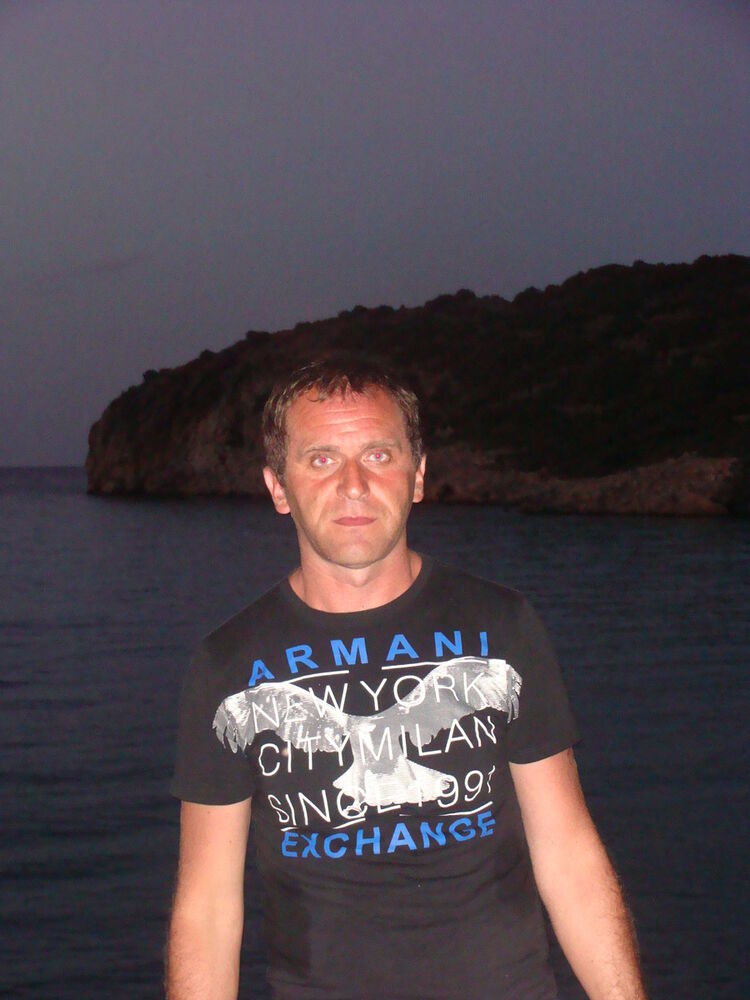  6949493  Boban, 51 ,    