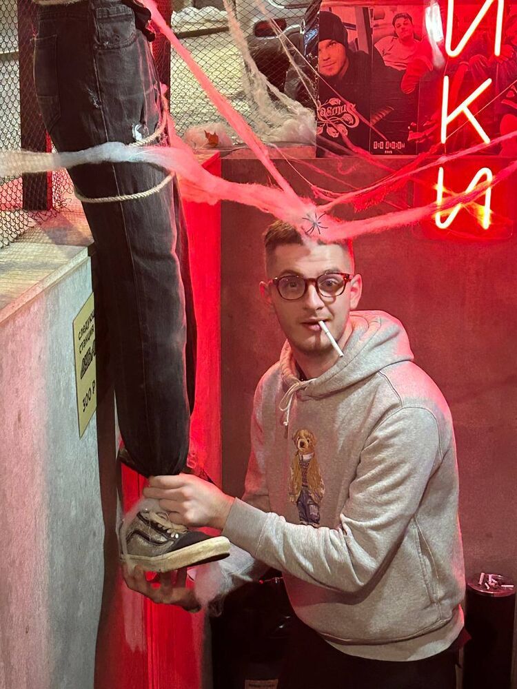  ,   , 27 ,   ,   