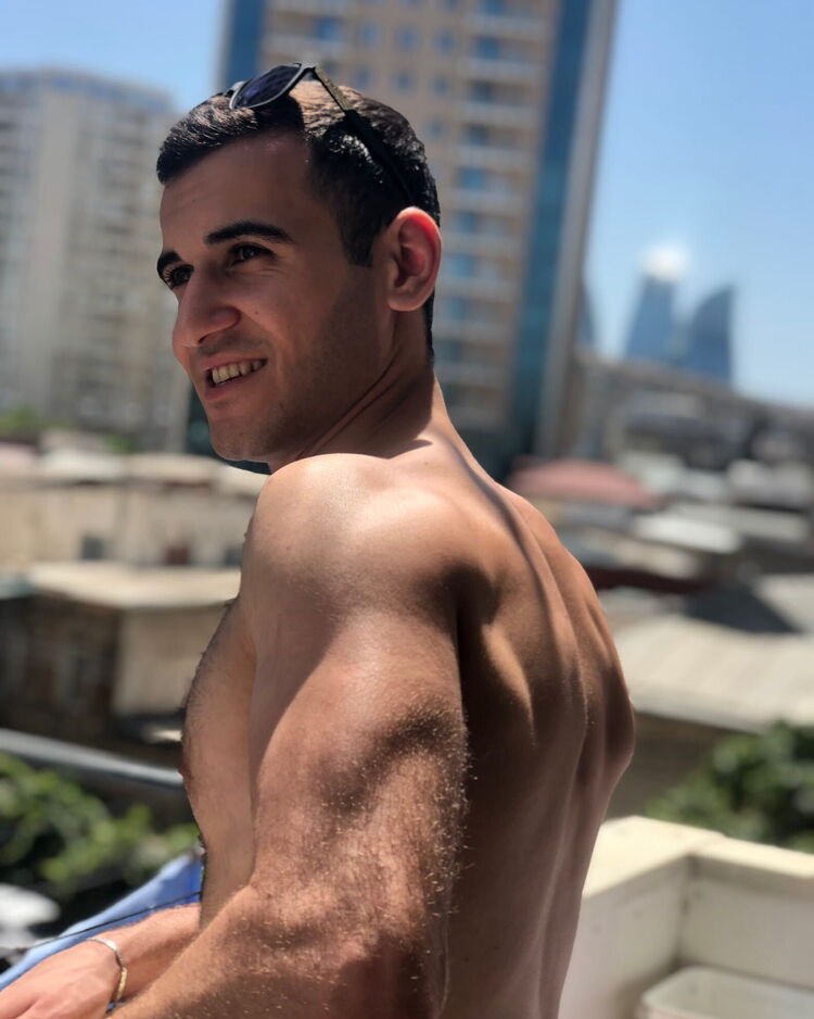  32754223  Heyder, 25 ,    