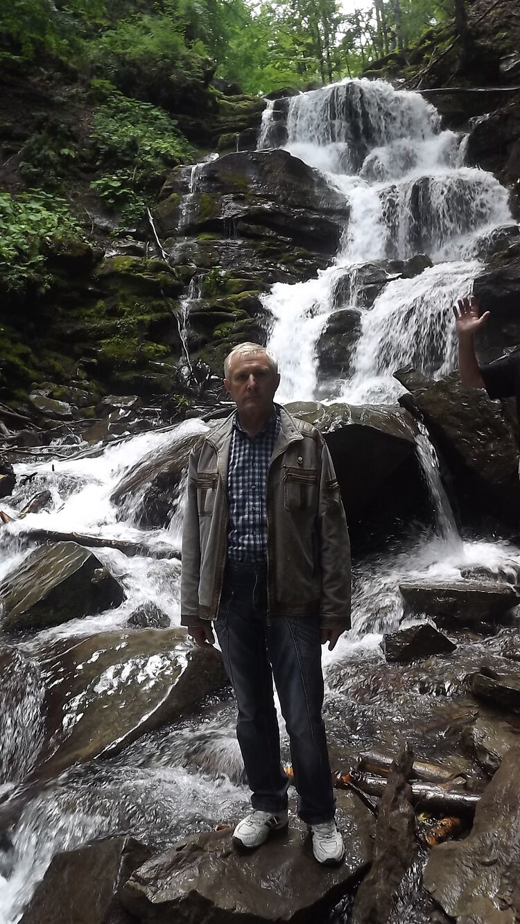  ,   Alexandr, 62 ,   ,   , c 