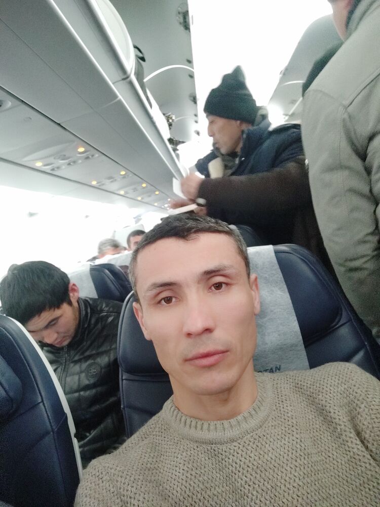  ,   Giyosjon, 33 ,   ,   