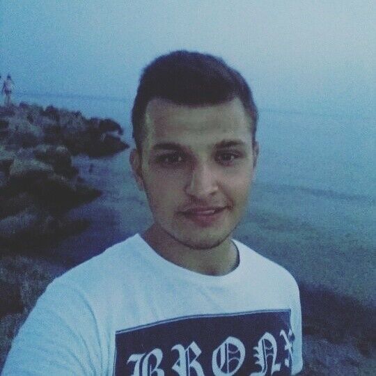  ,   Maks, 28 ,   ,   , c 