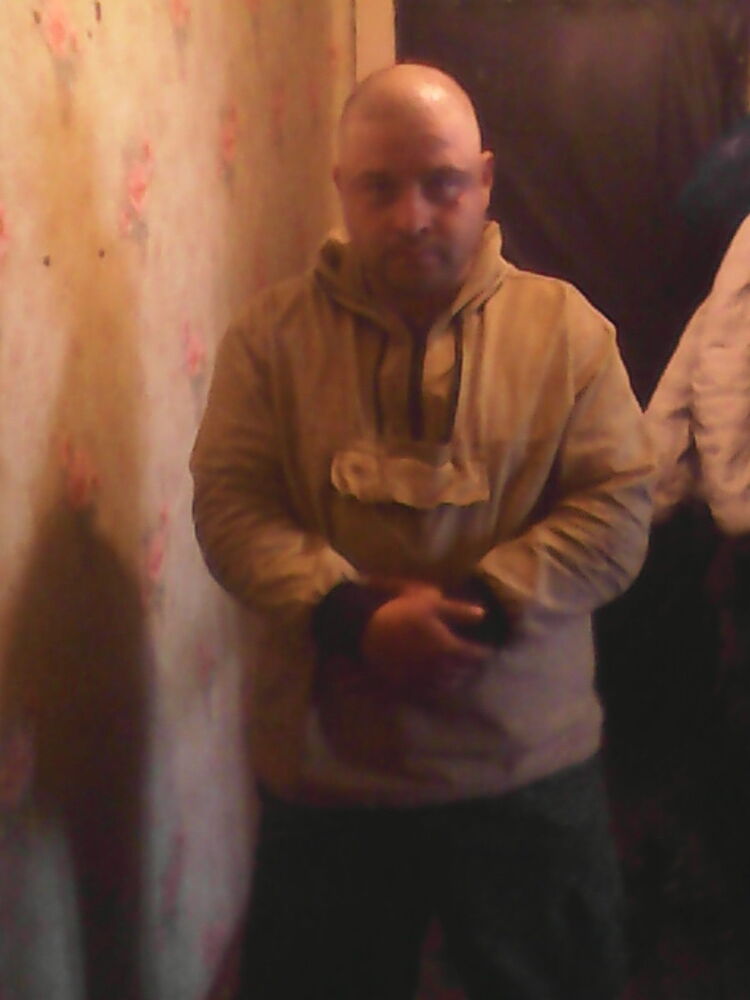  8254913  BlACK ANGEL, 40 ,    