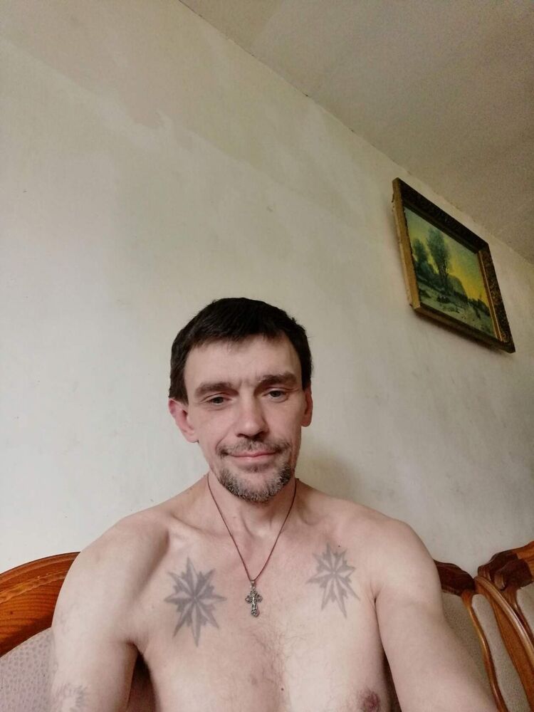 33483133  Dmitry, 46 ,    