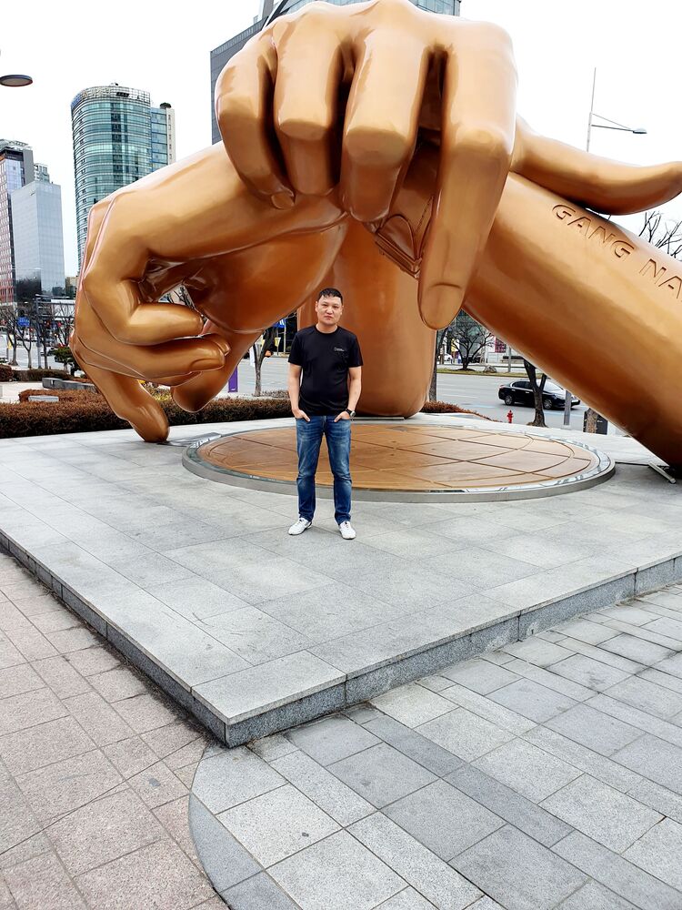  26261223  Alexandr, 42 ,    