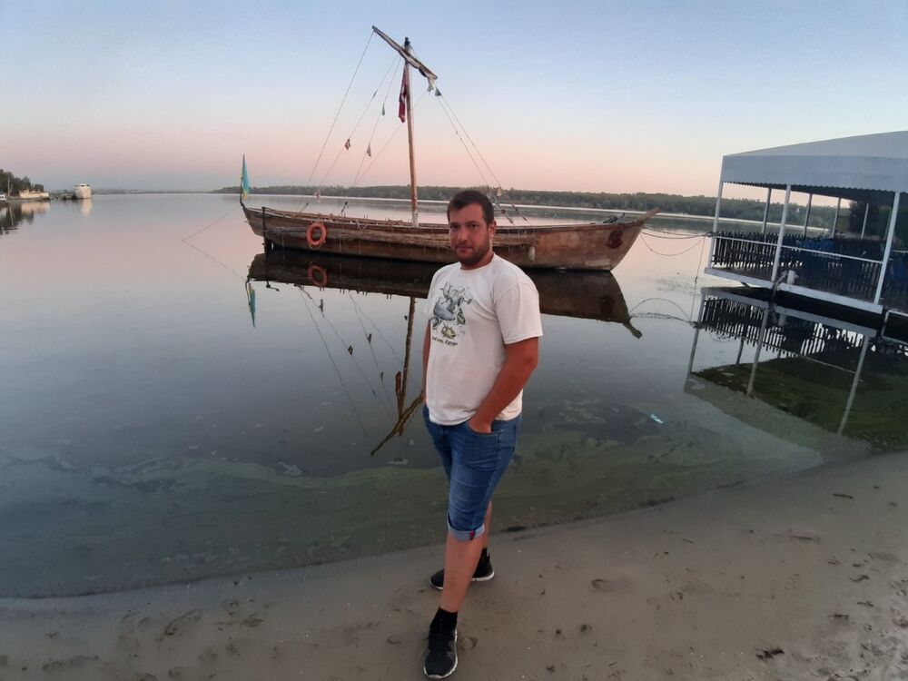  18081283  , 31 ,    