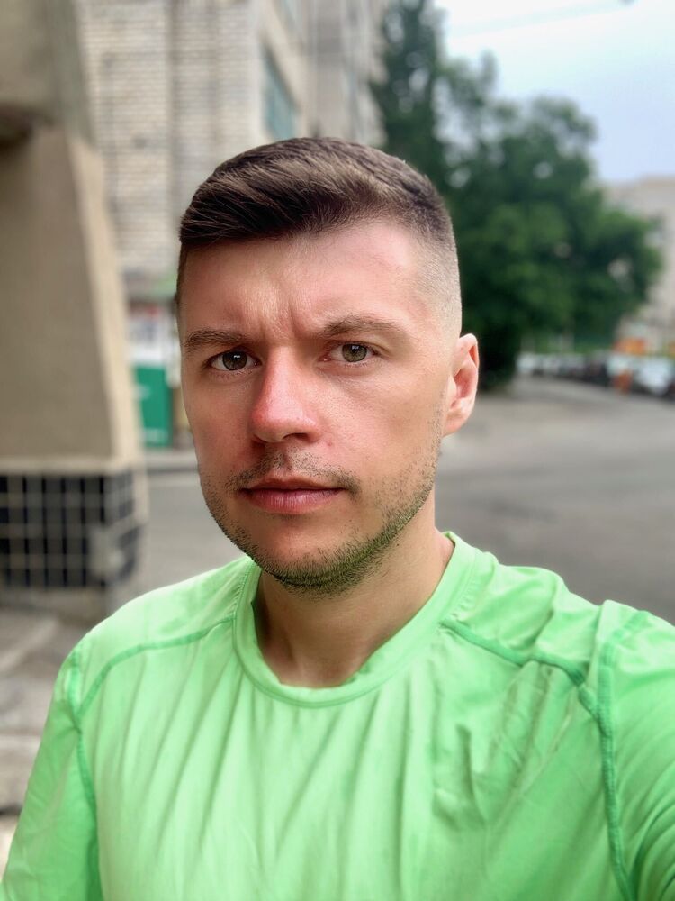  26163023  Alex, 36 ,    