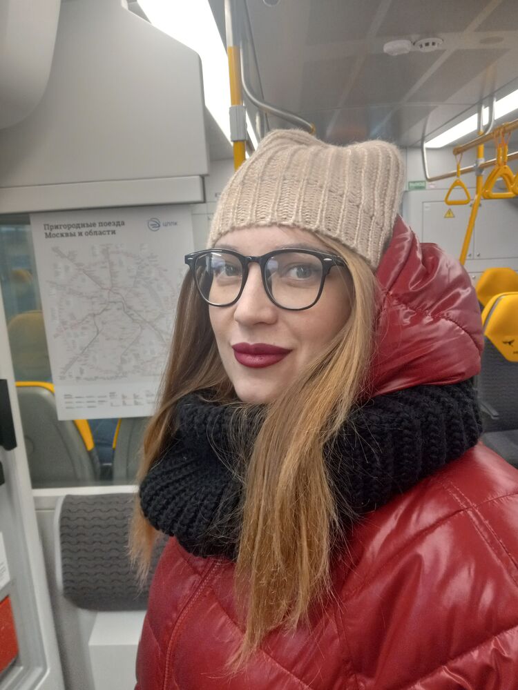  ,   Olga, 35 ,   ,   