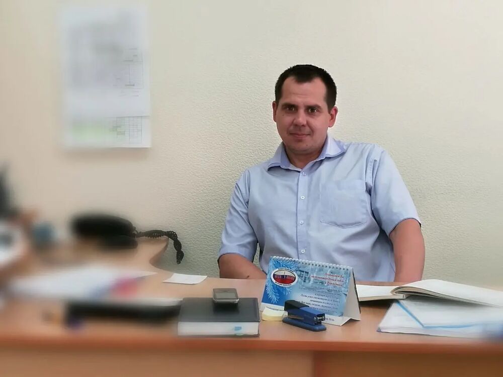  47099773  Artem, 45 ,    