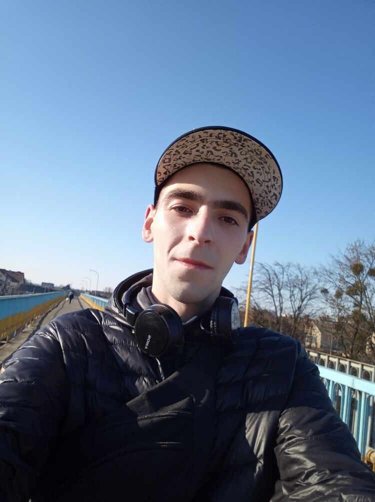  ,   Edfart, 32 ,   ,   , c 