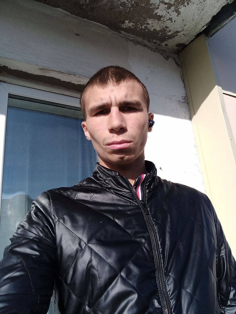  46957123  , 28 ,    -