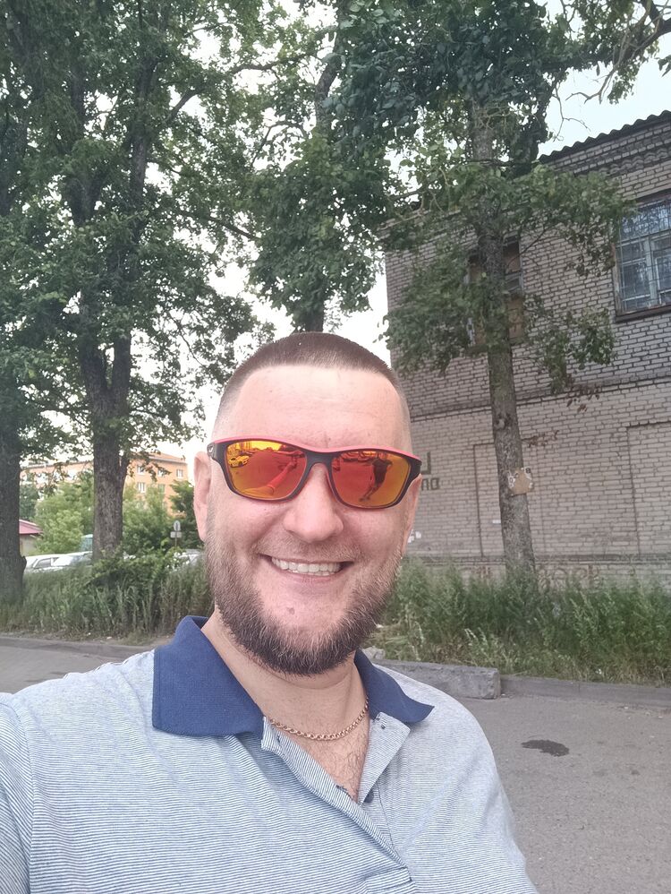  53851633  , 40 ,    -