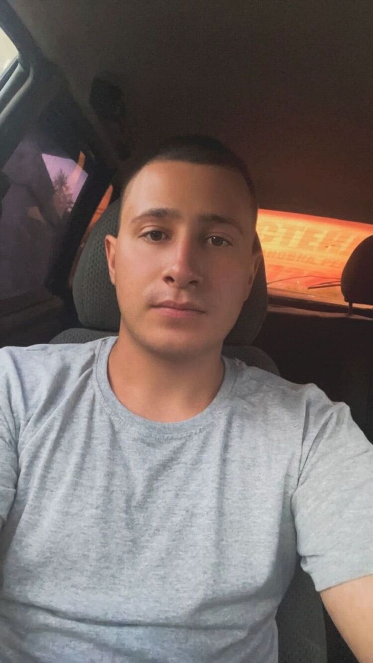  42258603  , 28 ,    