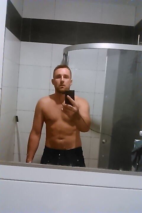  14962963  , 38 ,    
