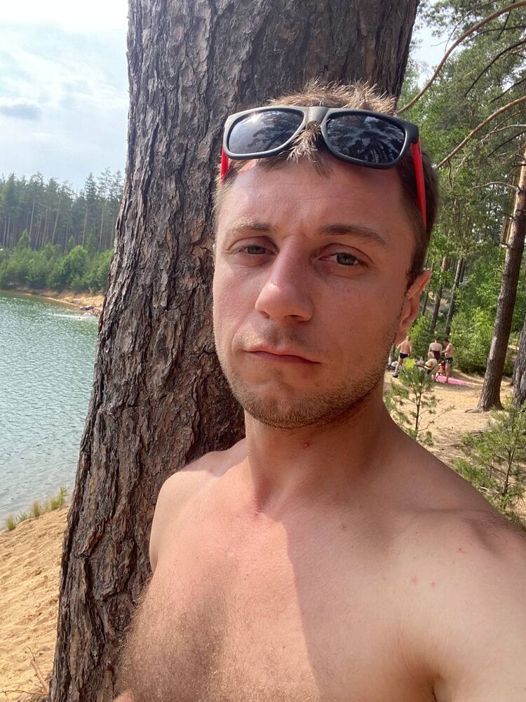  -,   , 32 ,   ,   