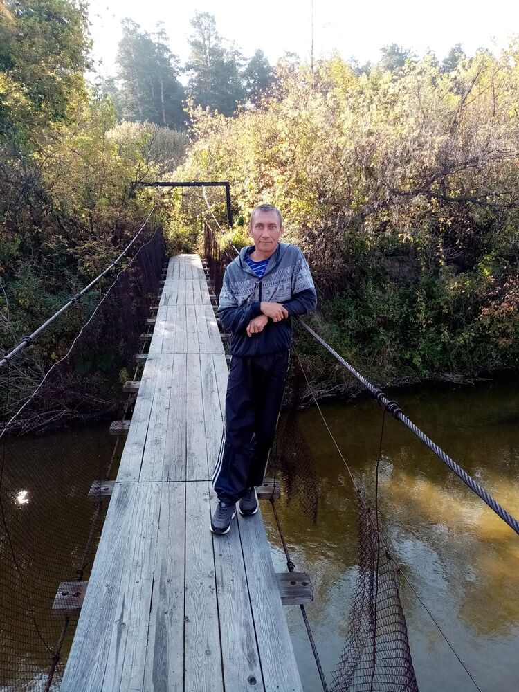  19316253  Andrei, 43 ,    