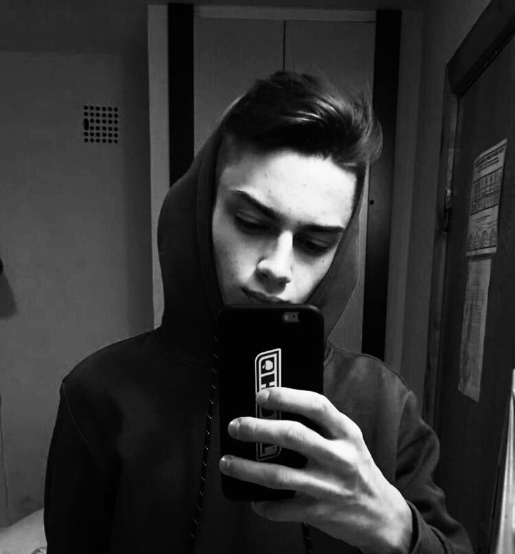 ���� 39649303 ����� ˸��, 22 ����, ���� ���������� � ������