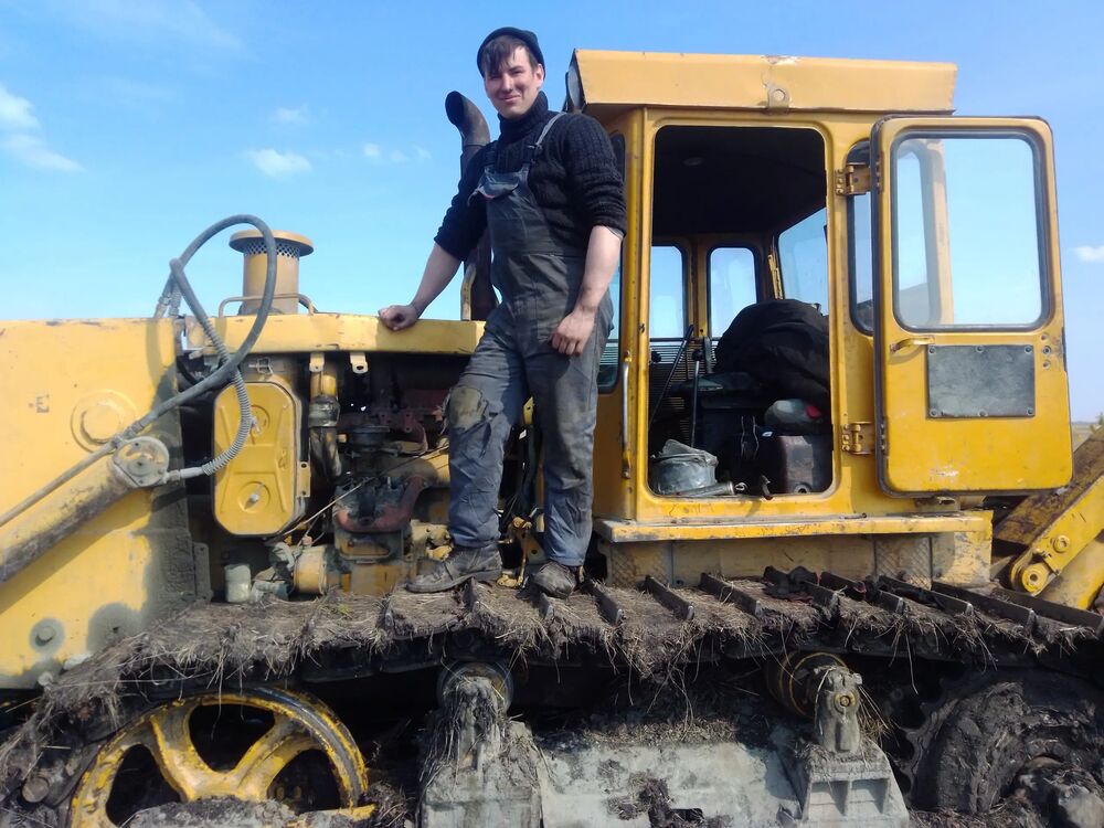  ,   Denis, 26 ,   ,   , c 