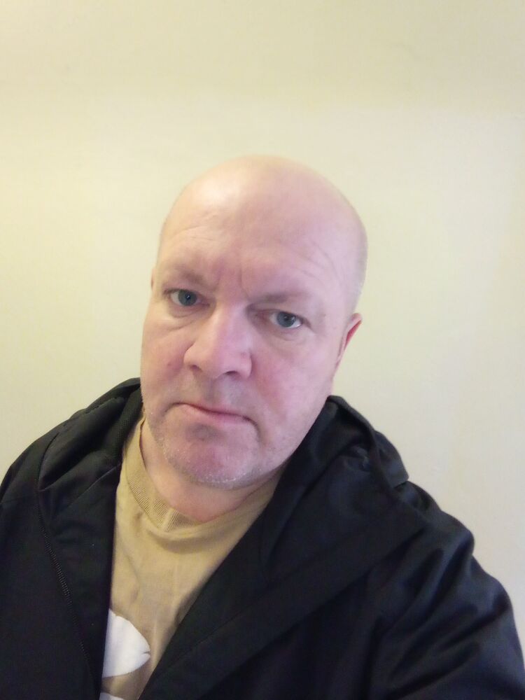  54064603  , 52 ,    -