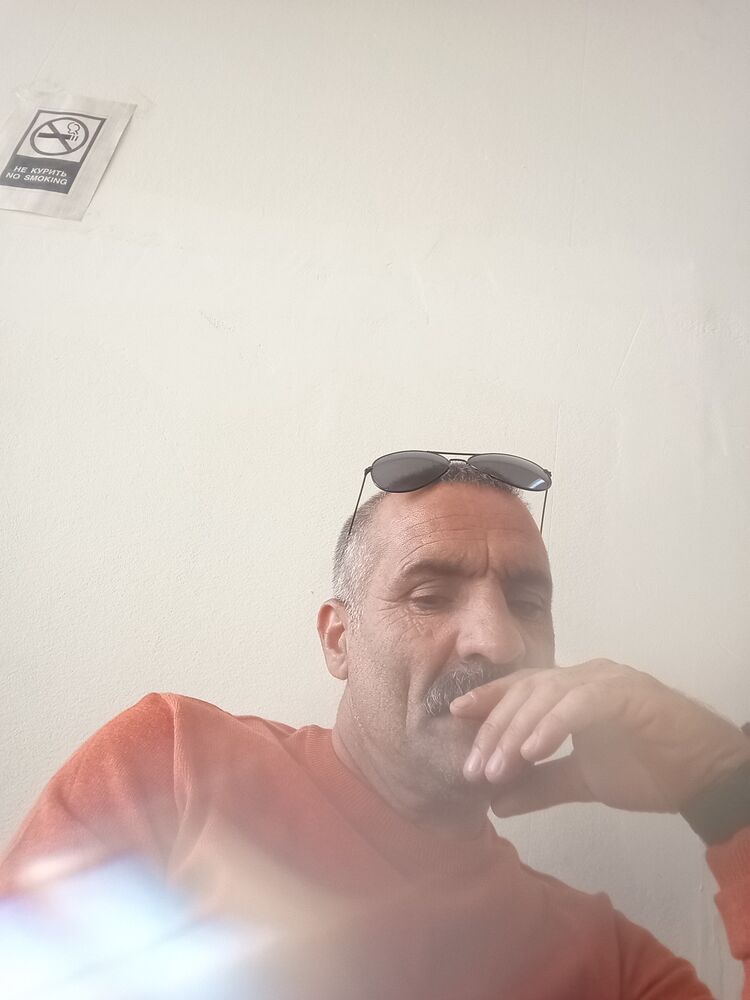  46760333  Murat, 52 ,    
