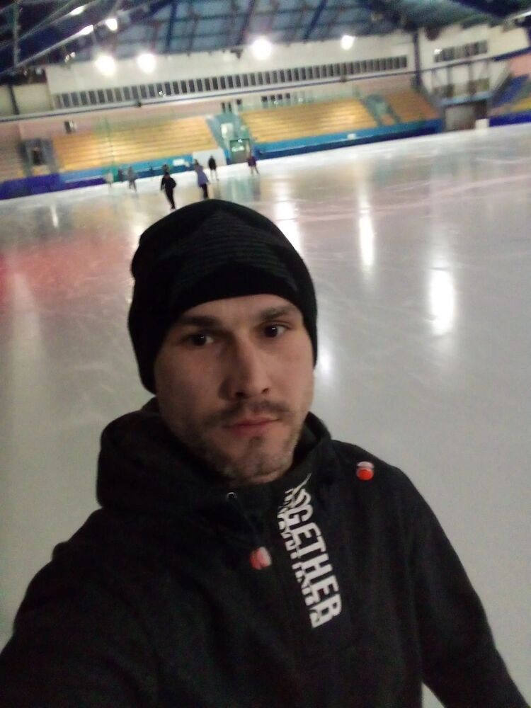  ,   Vitaly, 35 ,   ,   , c 