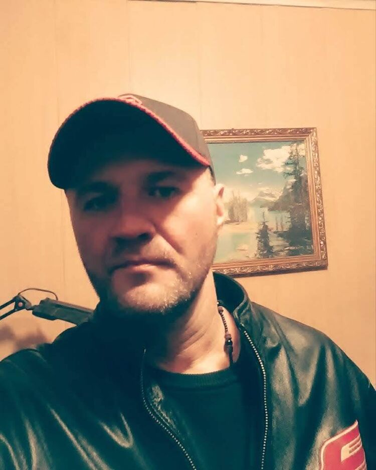  22773753  , 48 ,    