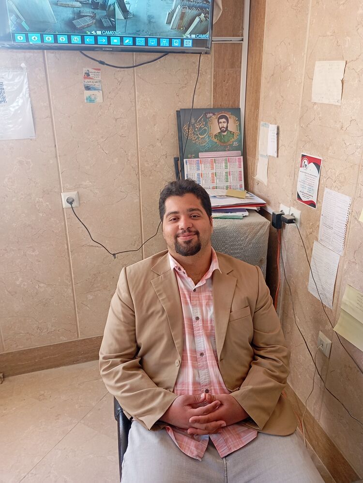  ,   Abbas, 21 ,   ,   