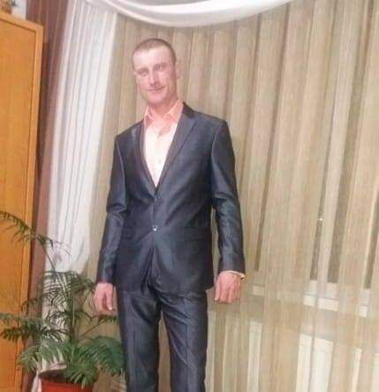  24804113  Ivan friniuc, 37 ,    