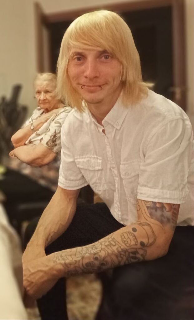  -,   , 24 ,   ,   