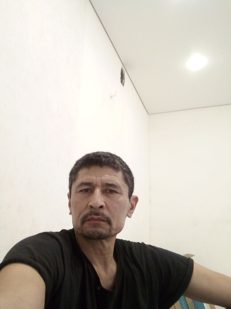  28252323  Zakir, 52 ,    