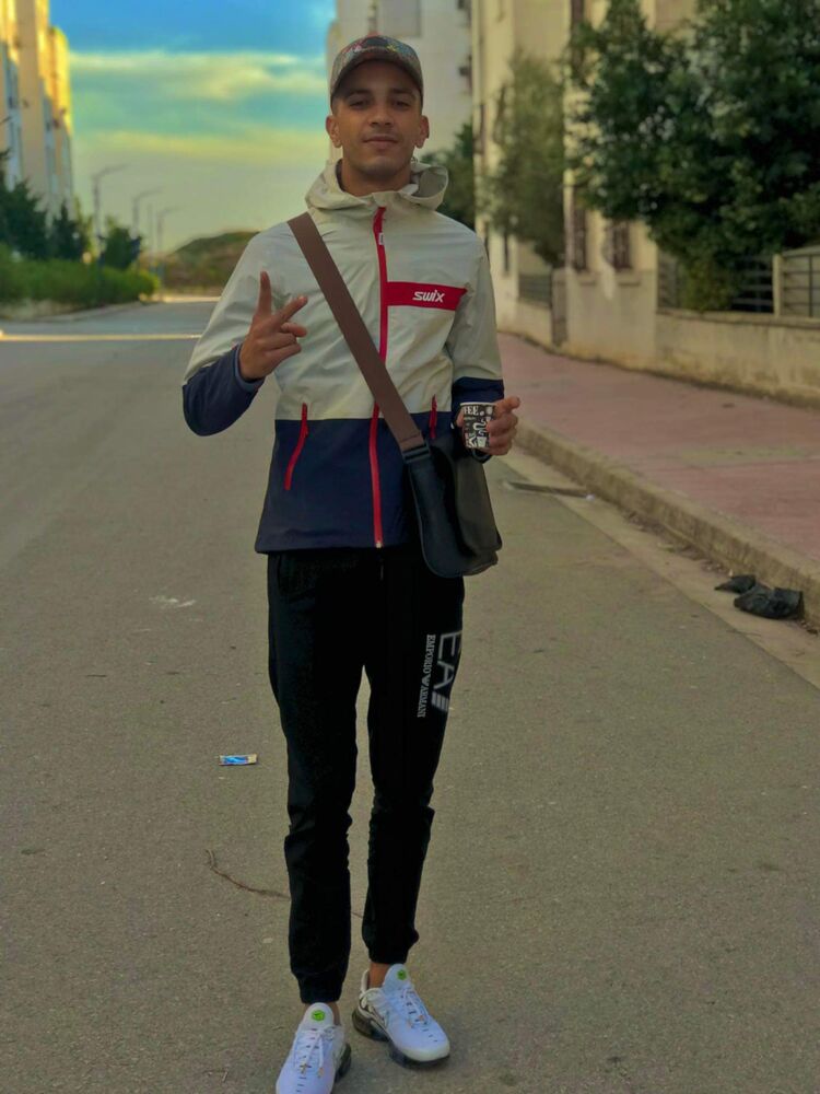  Beausejour,   Mostafa, 21 ,   ,   