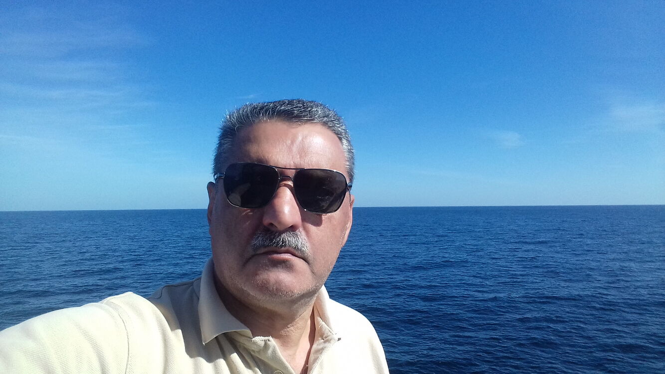  --,   Yusif, 48 ,   ,   