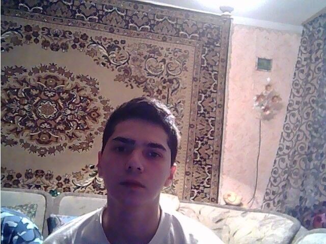  10918703  Denys, 30 ,    