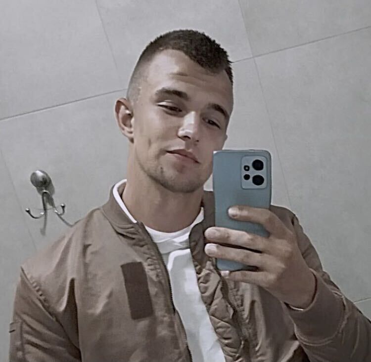  38857633  , 22 ,    