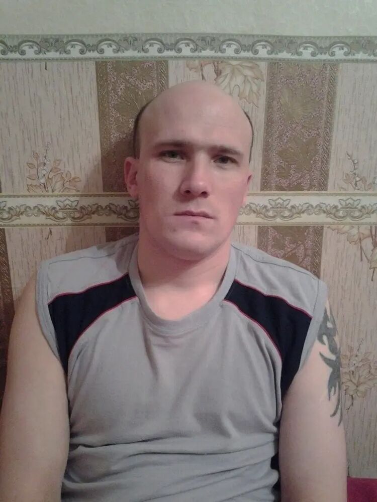  ,   Mikhail, 40 ,   ,   , c , 