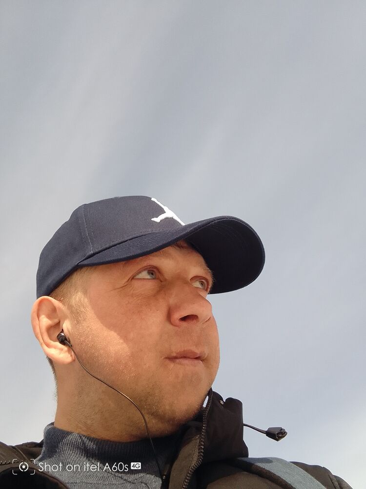  42351843  , 44 ,    