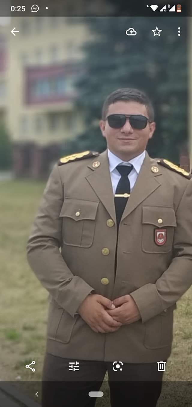  ,   Emir, 34 ,   ,   