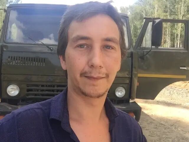  48185293  Anton, 32 ,    