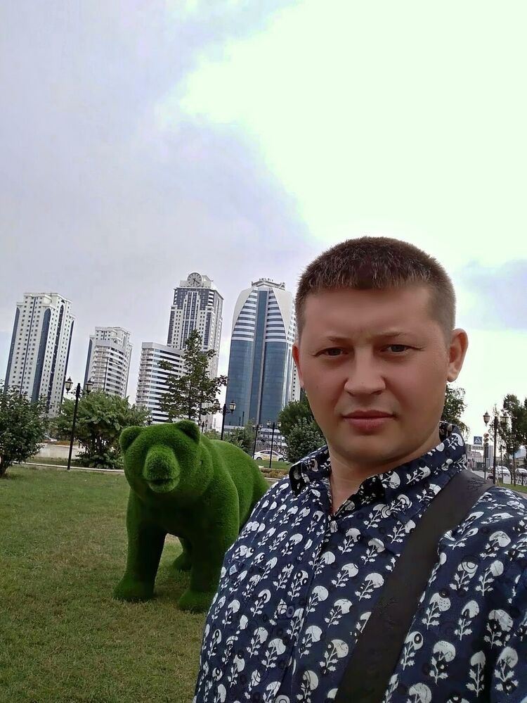  ,   Alexander, 39 ,   ,   , 