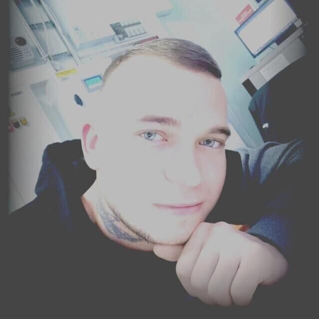  46597803  , 24 ,    