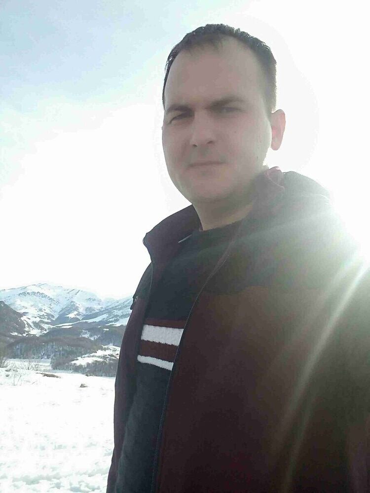  22468683  , 32 ,    