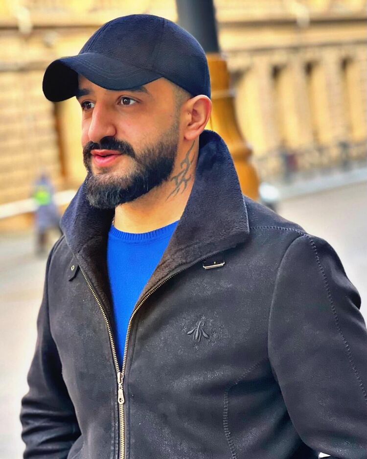  ,   Zaur, 33 ,   ,   