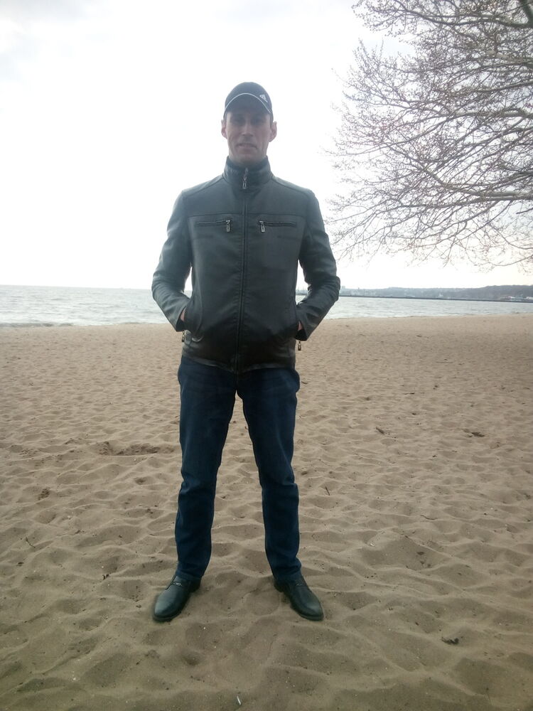  15815703  Ruslan, 39 ,    