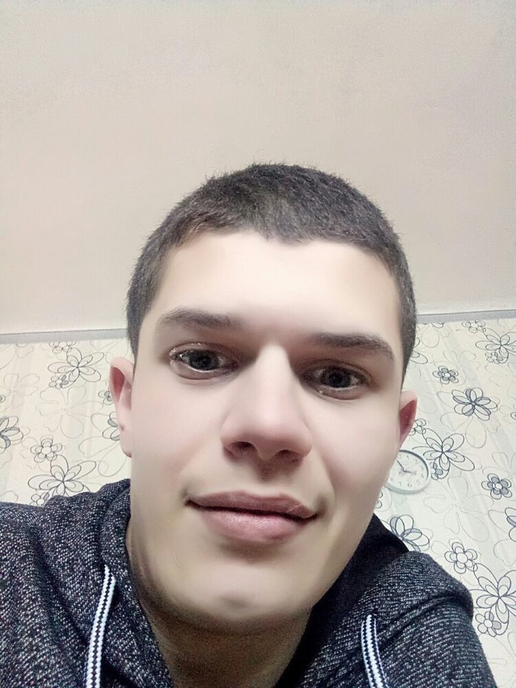  15270573  , 28 ,    