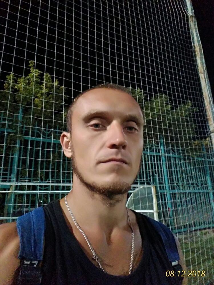  24853343  Denis, 39 ,    